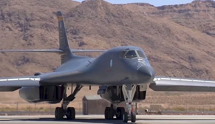 Amerikan bombardıman uçakları Norveç'te konuşlandırılacak