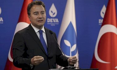 Ali Babacan: Reforma gerek yok, zaten anayasa var