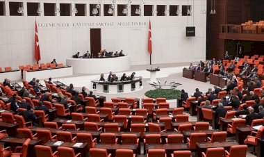 Hasip Kaplan: '30 ismin milletvekilliği düşürülürse ara seçim kaçınılmaz olacak'