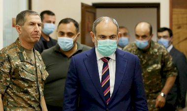 Paşinyan Genelkurmay Başkanı’nı ikinci kez görevden aldı