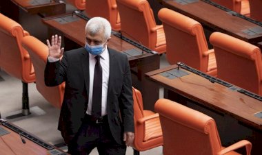 HDP'li Ömer Faruk Gergerlioğlu'nun milletvekilliği düşürüldü