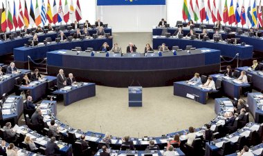 Avrupa Parlamentosu Türkiye’yi kınadı