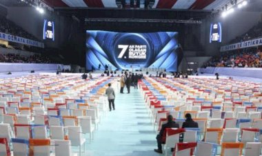 AK Parti'de kongre günü: Revizyon bekleniyor