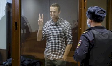 Rus muhalif lider Navalni açlık grevine başladı