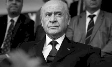 Emekli amiraller için ‘rütbeleri sökülmeli’ diyen Bahçeli, 2004’de 313 generale ‘iktidarı uyarmaları’ için mektup yazmış!