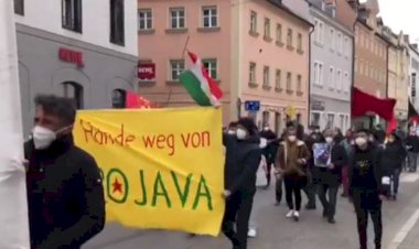 Almanya’da Rojava’ya destek yürüyüşü