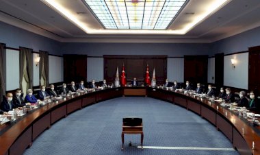 AK Parti'den bildiri yayımlayan amirallere 'sosyal ölüm' planı