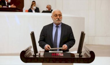 HDP'li Oluç: Cumhuriyet demokratikleşmediği için Kürt sorunu çözülemiyor