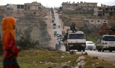 Suriye rejim güçleri Halep'te 2 Kürt mahallesini kuşattı