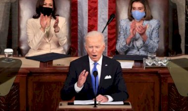 Biden ilk kez Kongre'nin ortak oturumuna hitap etti