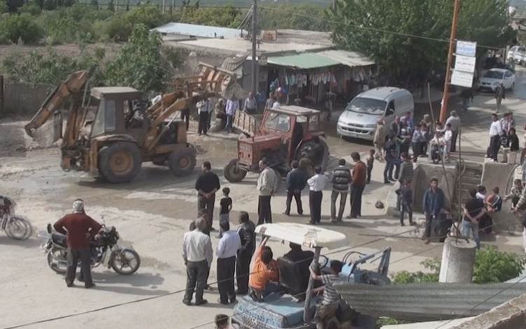 Afrin'de, Kürtlerin arazilerine Arap ve Türkmenler için konut yapılıyor