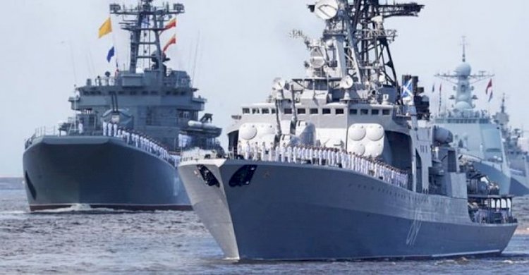 Rus savaş gemileri, ABD savaş gemilerinin giriş yapacağı Karadeniz'de tatbikata başladı