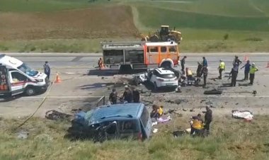 Sivas'ta feci kaza: 9 kişi hayatını kaybetti