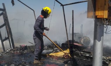 Ezidi Kürtlerin kaldığı Şarya mülteci kampında yangın