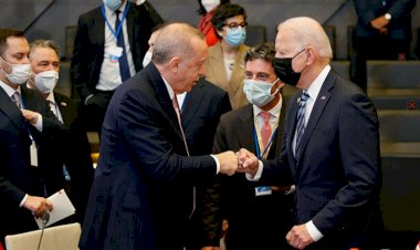 Yakış'tan Biden-Erdoğan zirvesi yorumu: 'YPG konusunda mesafe kat edilmedi, diğer sorunlar ise...'