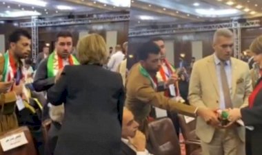 Yeni kurulan partinin ilk kongresinde Kürdistan Bayrağı gerginliği