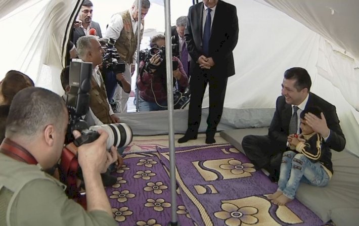 Mesrur Barzani’den mültecilere: Kürdistan sizin eviniz