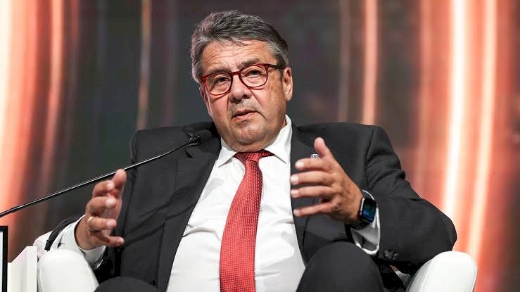Almanya eski Dışişleri Bakanı: Biz ABD’yi Suriye’de YPG'yi desteklememesi için uyardık
