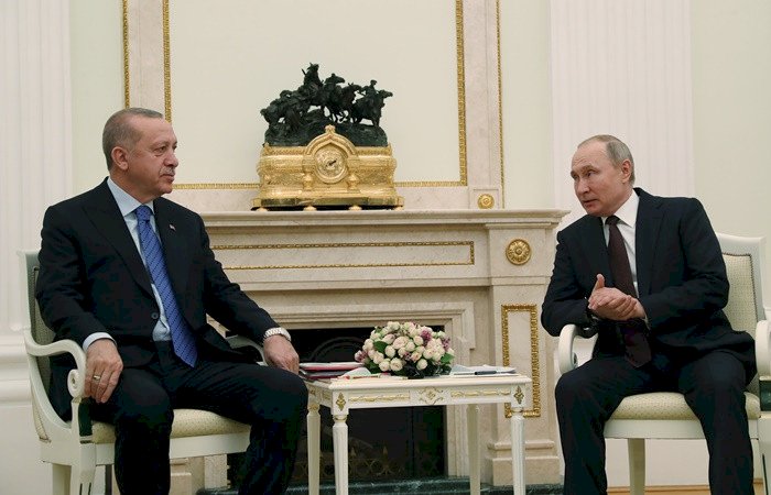 Erdoğan ile Putin ile telefonda görüştü