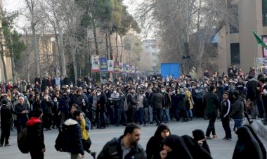 İran'da su krizi devam ediyor: Hamaney'den Göstericilere Destek