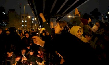 İran’ın başkenti Tahran'da rejim karşıtı gösteri