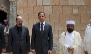 ABD’nin Erbil Başkonsolosu Laleş Tapınağı’nı ziyaret etti