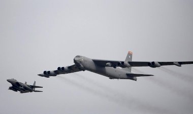 ABD'nin B-52 bombardıman uçakları, Taliban mevzilerini vurdu