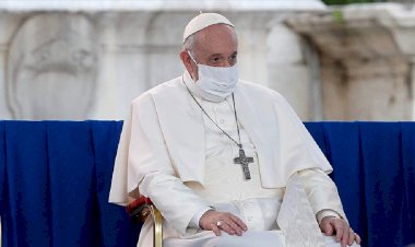 Papa'ya gönderilen mektuptan 3 mermi çıktı