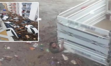 Kastamonu'yu sel vurdu: 8 ilçe 10 dakikada sel altında kaldı