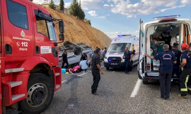 Maraş'ta minibüs devrildi: 10 yaralı