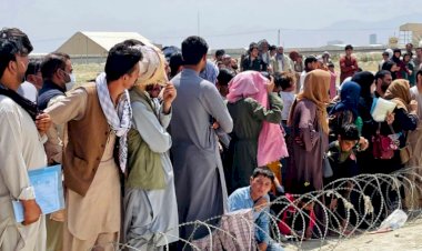 '2 milyon Afgan Türkiye sınırına girmek için bekliyor'