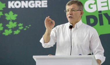 Davutoğlu: Kürtler bir sorunun adı değil, mağdurudur