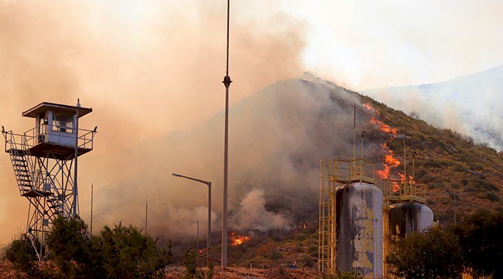 Muğla Milas'taki yangın termik santrale ulaştı!