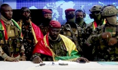 Gine'de askeri darbe sonrası sokağa çıkma yasağı ilan edildi