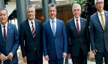 CHP heyetinin Erbil ziyareti: Partinin Kürt politikası değişiyor mu?