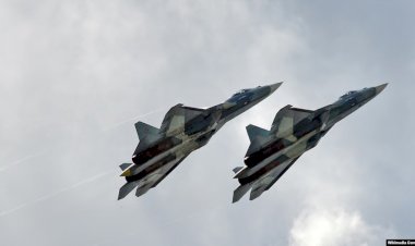 Rus savaş uçakları HTŞ üslerini bombaladı