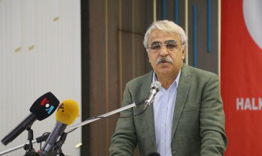 Sancar: Çözülmeye, çöküşe karşı yol ve alternatif oluşturma sorumluluğumuz var