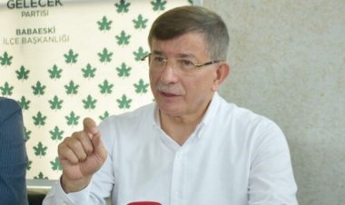 Davutoğlu Diyarbakır’da konuştu: 90’lı yılların bütün aktörleri geri geldi