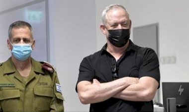 İsrail Savunma Bakanı Gantz: İran milislere gelişmiş İHA eğitimi veriyor