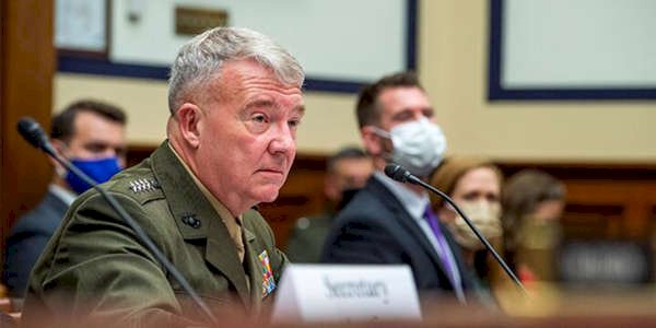 CENTCOM Komutanı: Taliban, ABD'nin Kabil'i korumasını teklif etti
