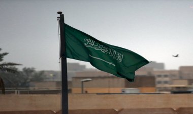 Suudi Arabistan Lübnan'ın Büyükelçisi'ni sınır dışı etti
