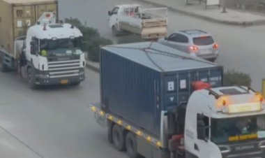 Uluslararası Koalisyon’dan Rojava’ya 50 tırlık yardım