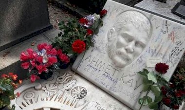 Ahmet Kaya’nın mezarına ırkçı saldırı