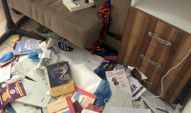 HDP Cizre ilçe binasına baskın: 6 gözaltı