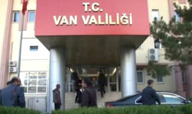 Van'da gösteri ve yürüyüşlere yeniden yasak konuldu