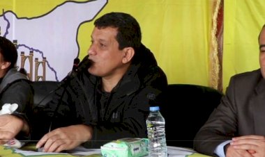 Mazlum Abdi Deyrezor'da yerel liderlerle görüştü