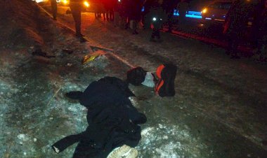 Kars'ta yolcu otobüsü devrildi: 4 ölü, 18 yaralı