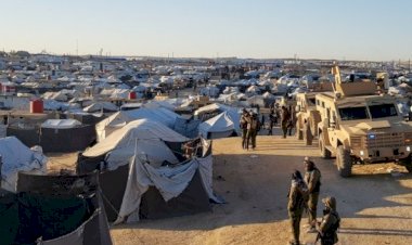 IŞİD’lilerin kaldığı Hol Kampı’nda saldırı: 3 Iraklı yaralandı