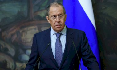 Lavrov: Kürt güçleri net karar vermeli