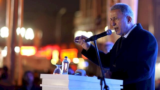 Hulusi Akar: Türkler ve Kürtler kardeştir!